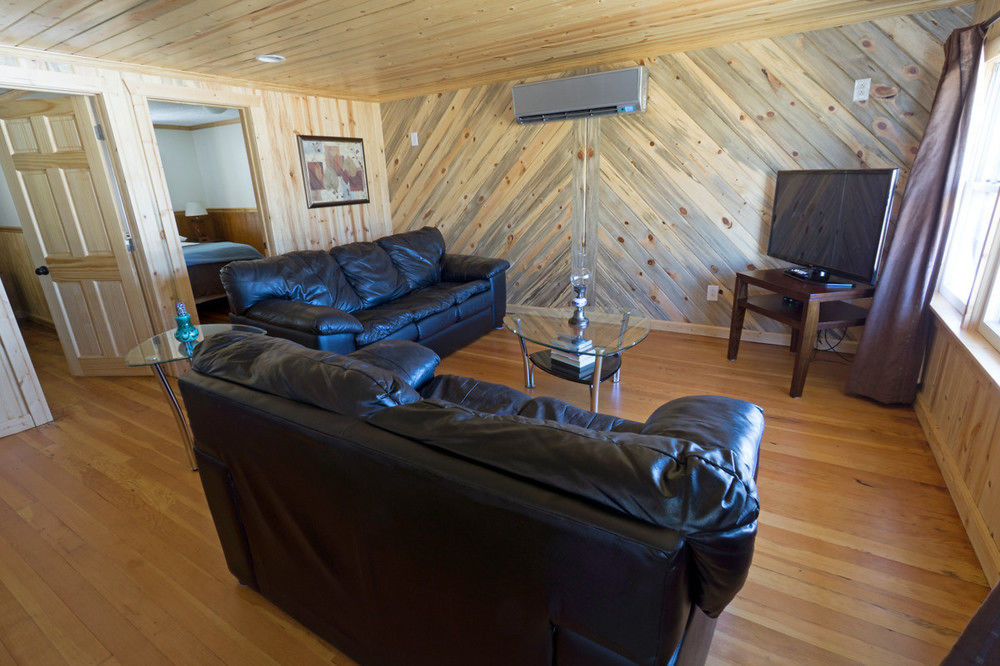 Crystal Lake Resort Beulah Extérieur photo